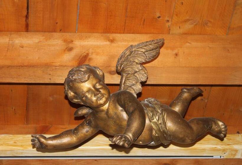 スイート, Château De Vedène