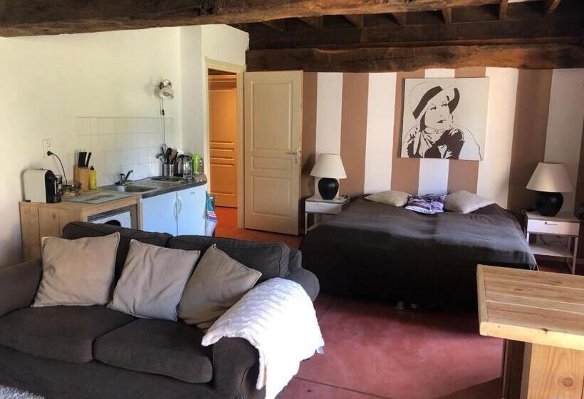 家庭套房, Domaine De La Madeleine