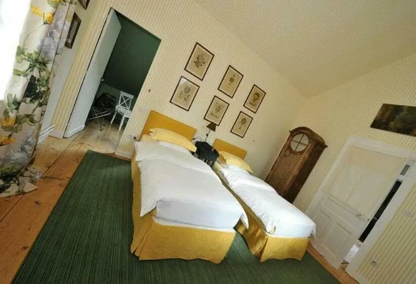 Standard Kolmen Hengen Huone, La Maison D Hotes Du Parc