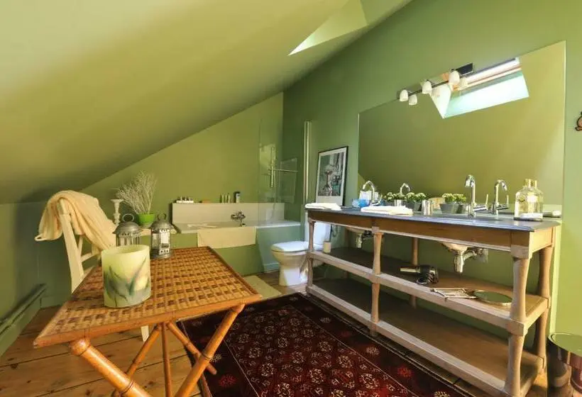 Standard Kolmen Hengen Huone, La Maison D Hotes Du Parc
