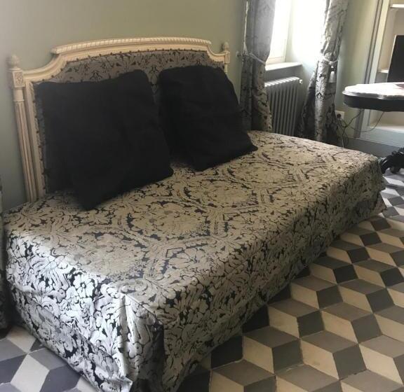 디럭스 트리플 룸, Le Chai De Marguerite