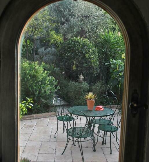 סוויטה, Sous L Olivier