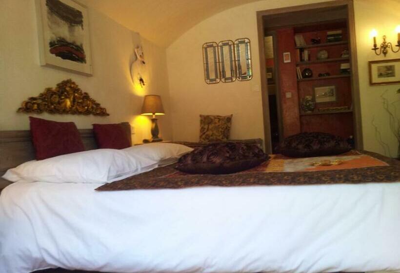 سوییت, Sous L Olivier
