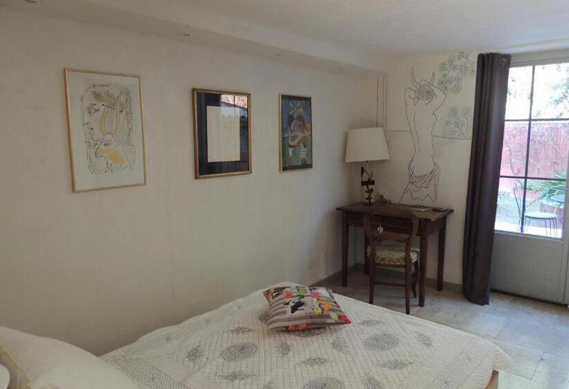 סוויטה, Sous L Olivier