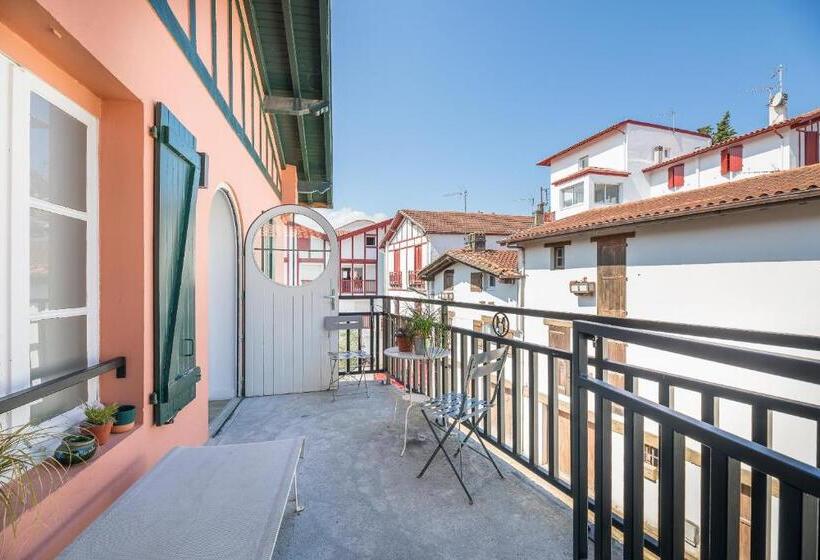 سوییت جونیور, Boutique Hôtel Maria Christina