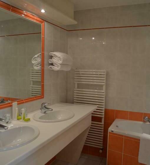 غرفة قياسية, De Bourgogne