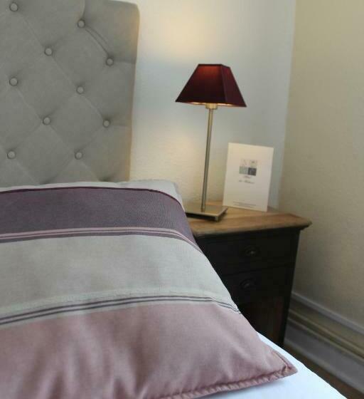 スタンダードルーム, Des Falaises