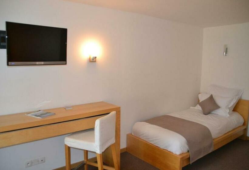 חדר קומפורט לשלושה, Domaine De Presle Saumur, The Originals Relais