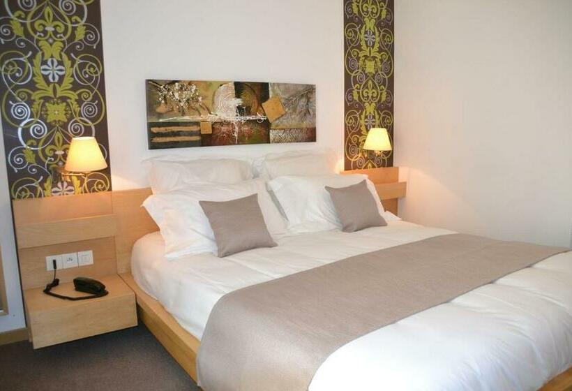 Quarto Comfort, Domaine De Presle Saumur, The Originals Relais