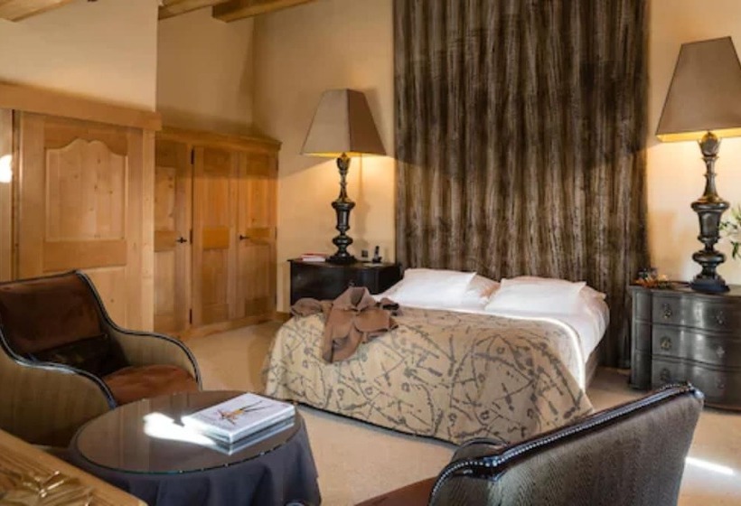 豪华房间, Fer A Cheval