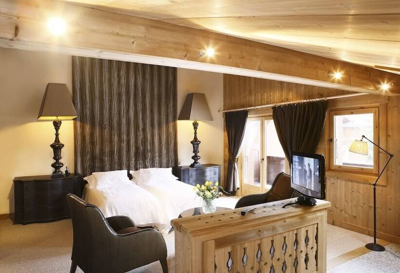 豪华房间, Fer A Cheval