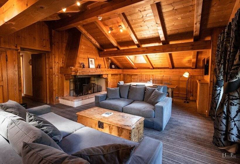 豪华套房, Fer A Cheval