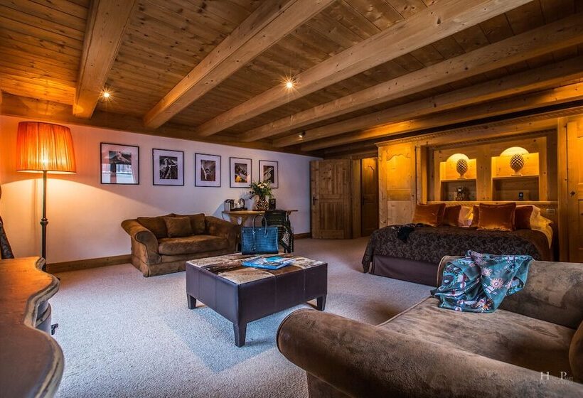 豪华套房, Fer A Cheval