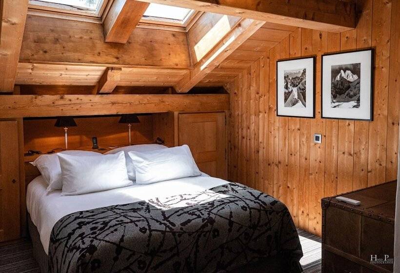 豪华套房, Fer A Cheval