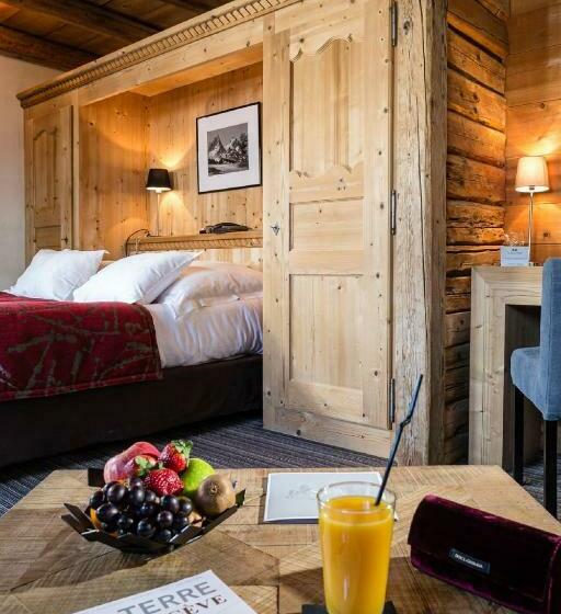 高级大房间, Fer A Cheval