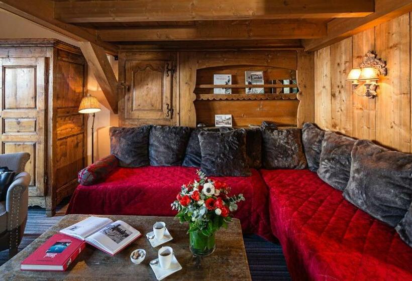 复式房间, Fer A Cheval