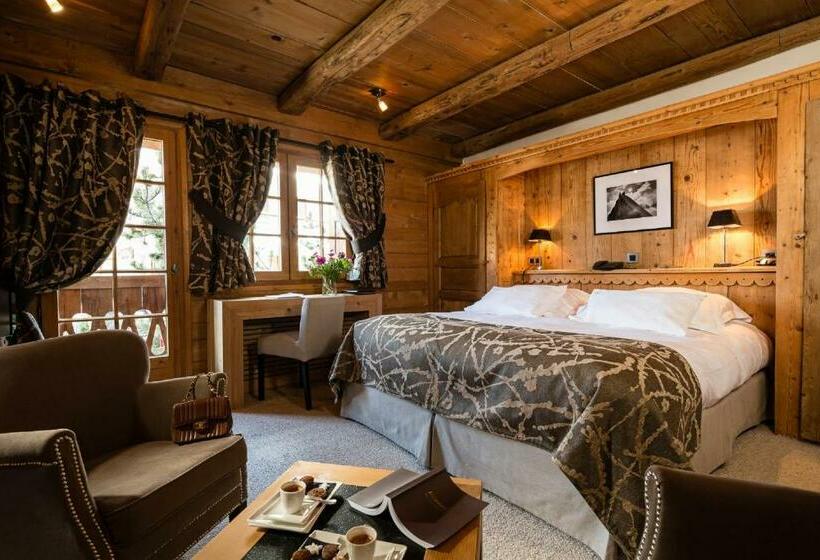 古典房间, Fer A Cheval