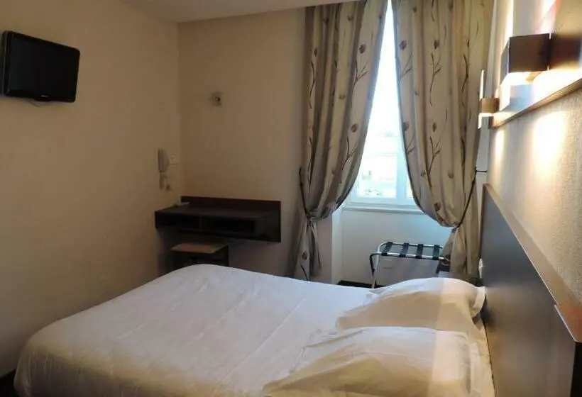 スーペリアールーム, Hôtel De France
