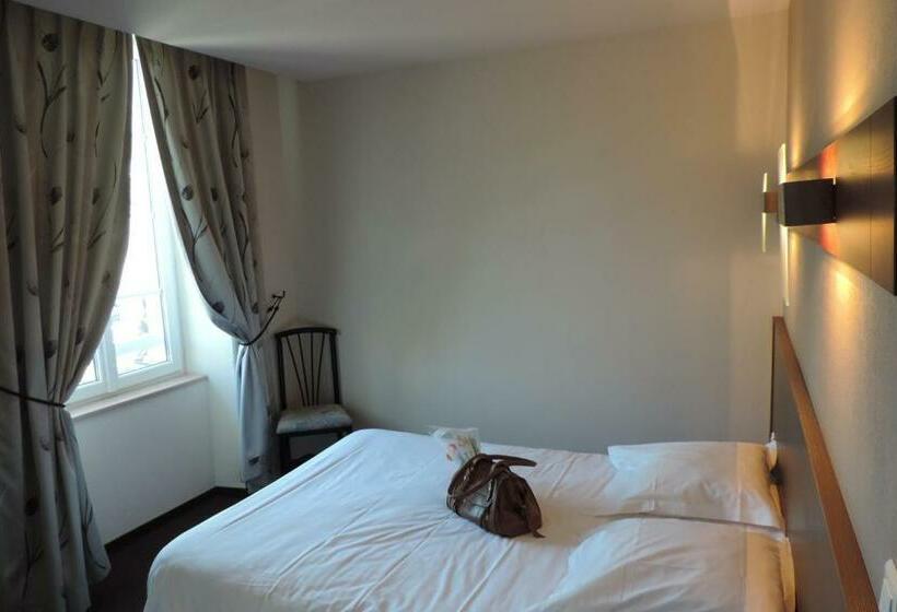 수피리어 룸, Hôtel De France