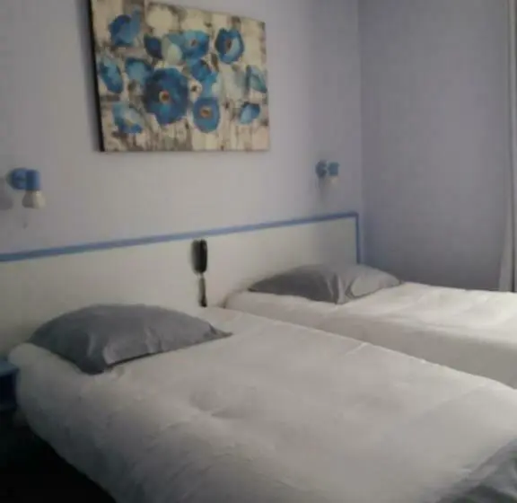 Quarto Estandar, De La Plage