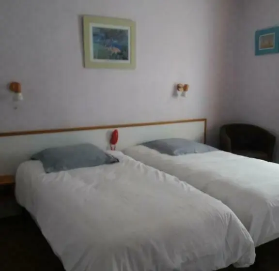 Quarto Estandar, De La Plage