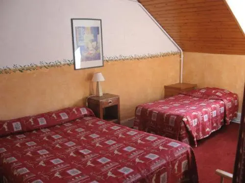 اتاق استاندارد سه نفره, Hôtel Du Centre