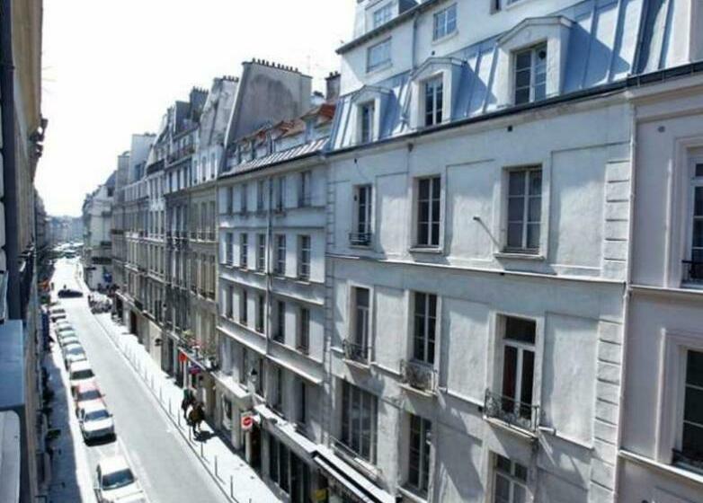 غرفة قياسية, Hôtel Du Pont Neuf