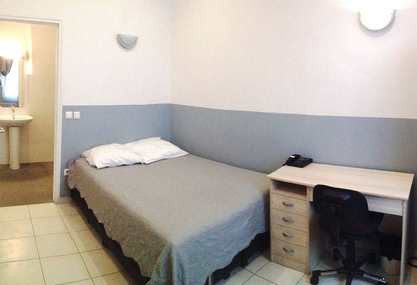 غرفة قياسية, Hôtel Du Pont Neuf