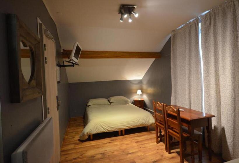 اتاق استاندارد چهار تخته, Hôtel Edelweiss