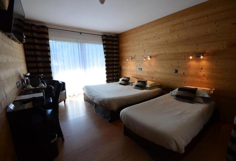 带阳台的三人标准间, Hôtel Edelweiss