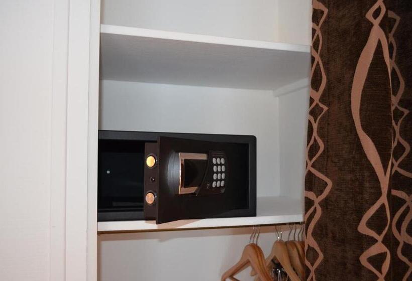 带观景的高级间, Hôtel Edelweiss