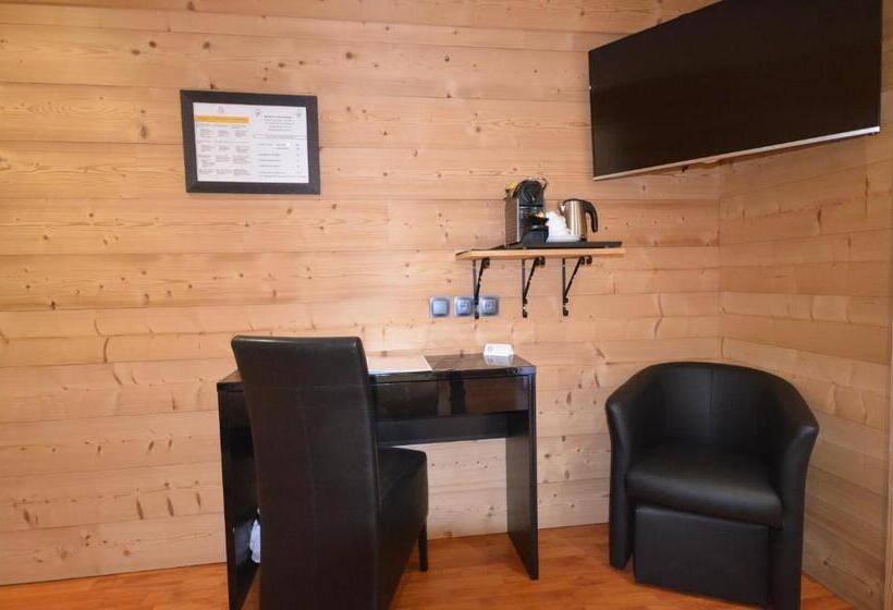 带观景的高级间, Hôtel Edelweiss