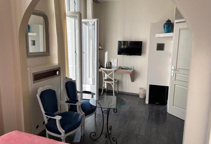 디럭스 스위트 바다 전망, Hôtel La Villa Patricia   Charme Et Tradition