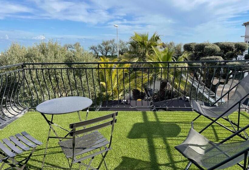 חדר דלוקס, Hôtel Le Martray