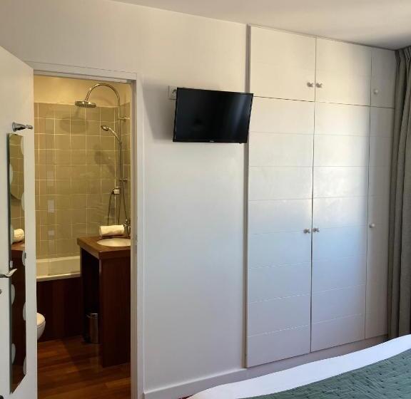 غرفة قياسية, Hôtel Le Martray