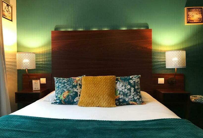 Quarto Estandar com Sacada, Les Coutainvillaises
