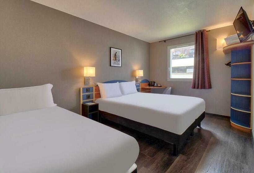 Chambre Triple Standard, Kyriad Anglet  Biarritz