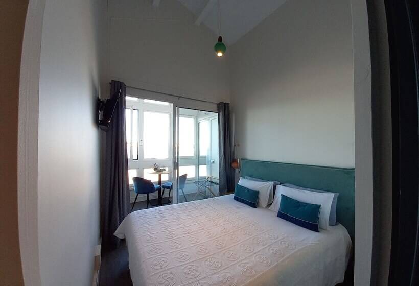 חדר סטנדרט נוף לים, La Caravelle