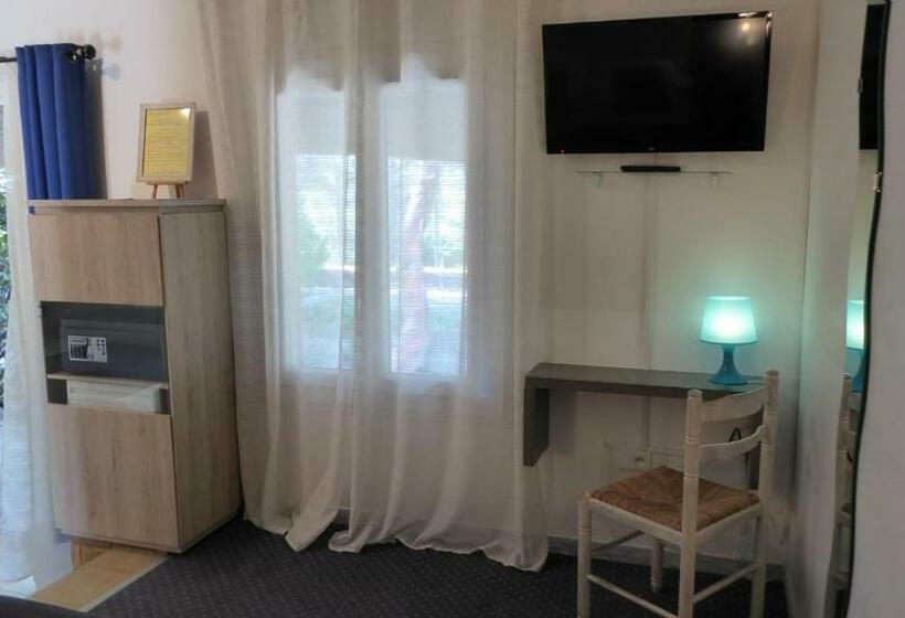 家庭间, La Cigalière