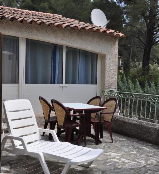 标准间, La Cigalière