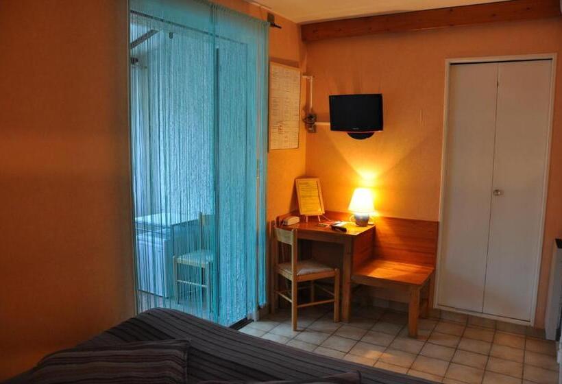 标准间, La Cigalière