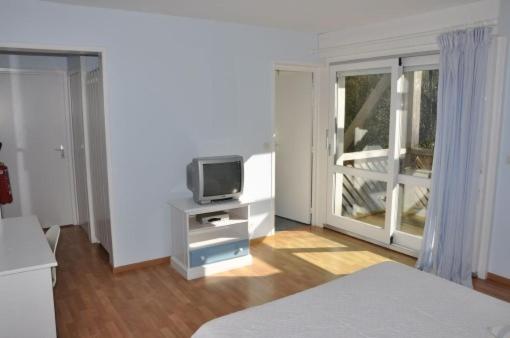 Семейный Номер, La Sapinière