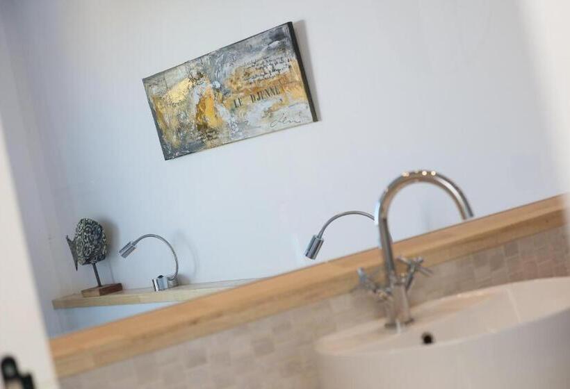 Triple Room Sea View, La Vigie Face à La Mer