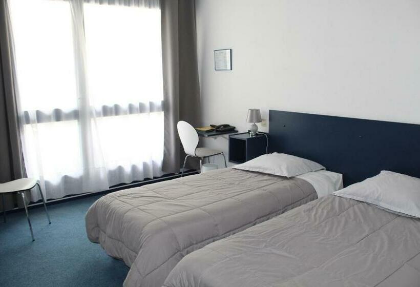 חדר סטנדרט, Le Calypso   Réouverture