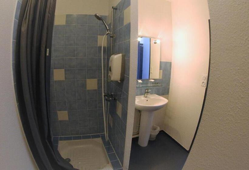 חדר סטנדרט לארבעה, Le Calypso   Réouverture