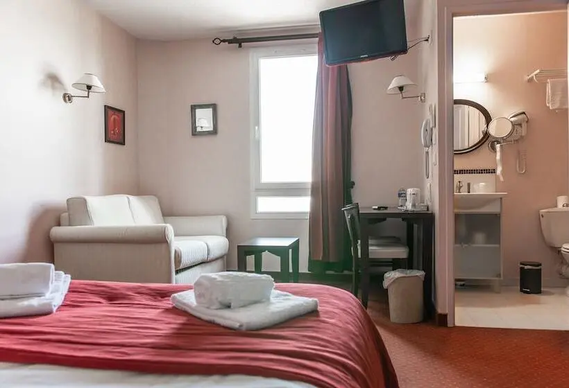 Standard Kolmen Hengen Huone, Le Mas De Gaujac