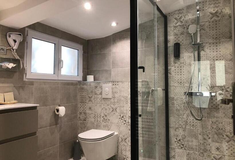 Habitació Quàdruple Estàndard, Le Mas Saint Donat