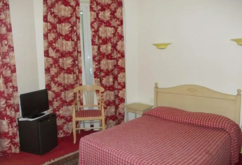 Standard-huone, Marcellin
