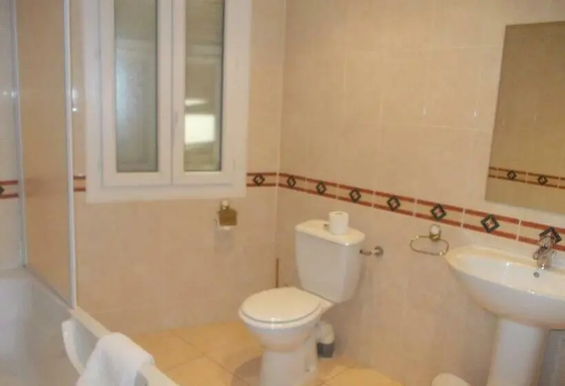 Standard-huone, Marcellin