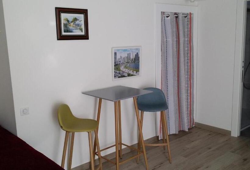 דירת חדר עם טרסה, Marcellin